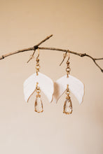 Load image into Gallery viewer, Teardrop Feathers
